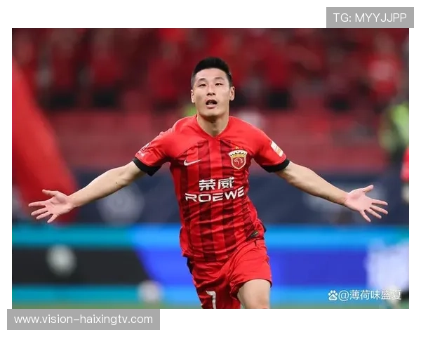 《武磊之歌：从绿茵场到梦想的彼岸，拼搏与荣耀的传奇》