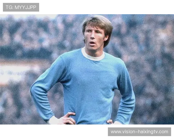 老一代足球传奇球星回顾他们的辉煌历程与永恒影响